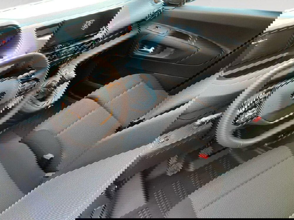 Peugeot Partner Furgone nuova a Torino (6)