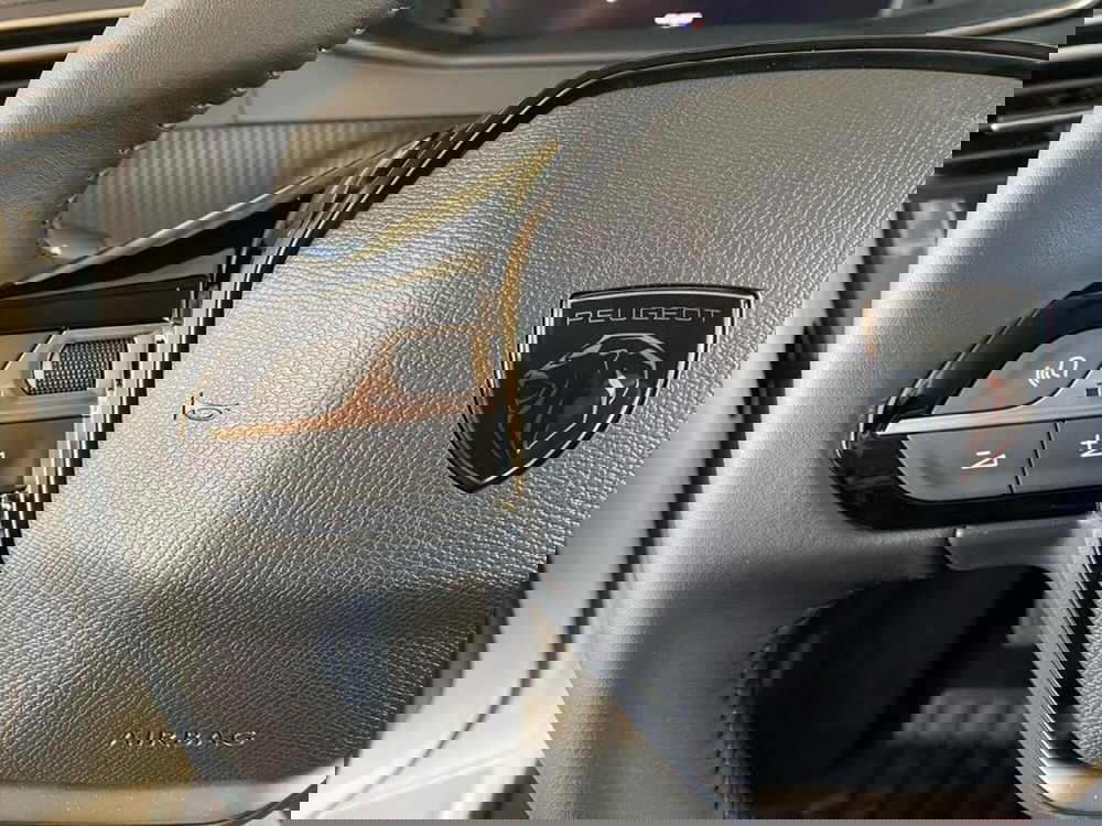 Peugeot 208 nuova a Torino (13)