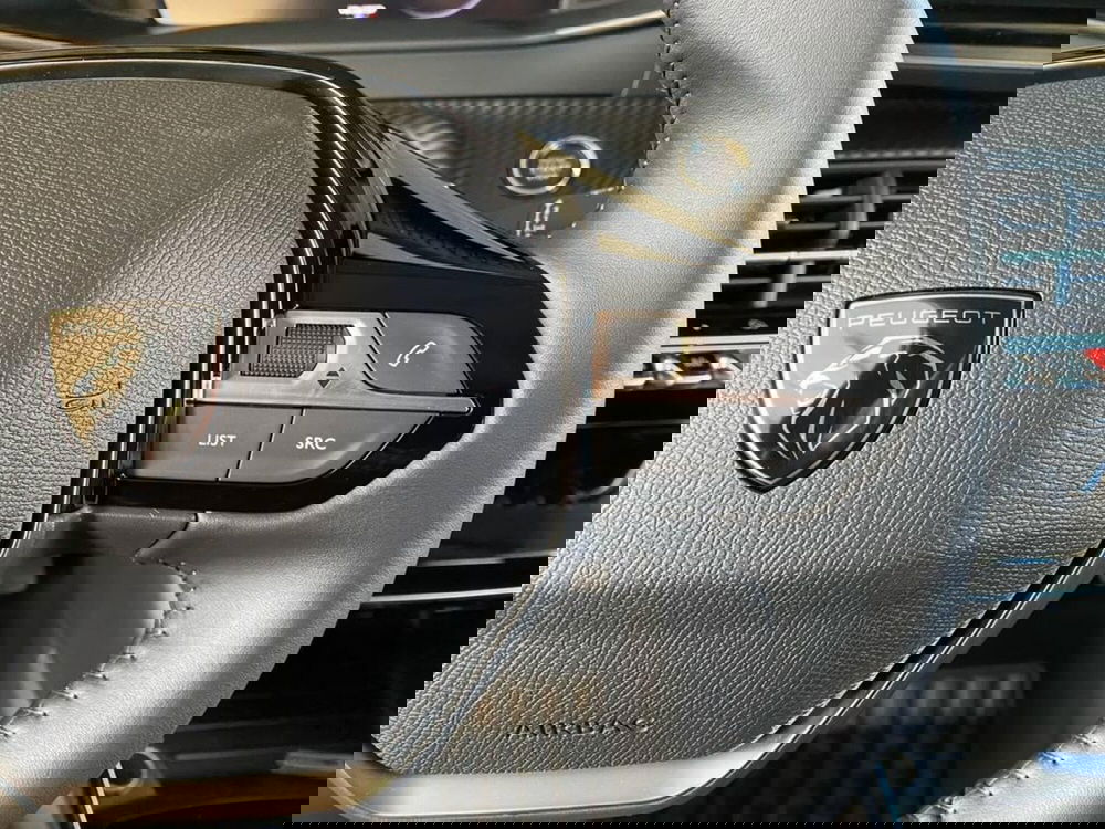 Peugeot 208 nuova a Torino (14)