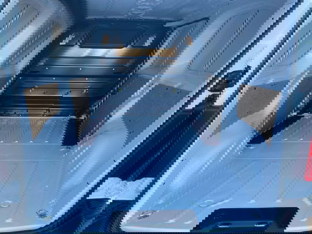 Peugeot Expert Furgone nuova a Torino (8)