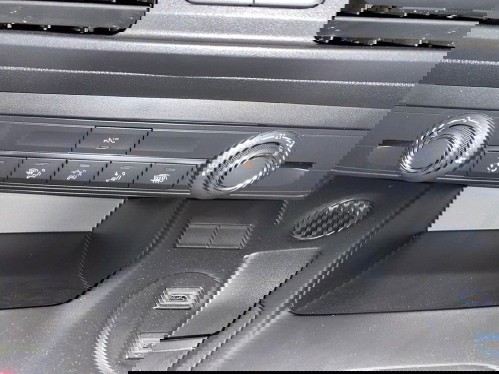 Peugeot Partner Furgone nuova a Torino (10)