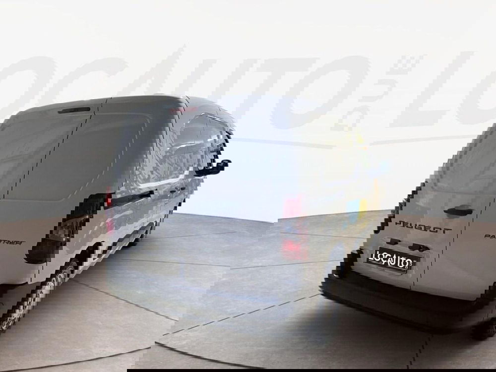 Peugeot Partner Furgone nuova a Torino (4)