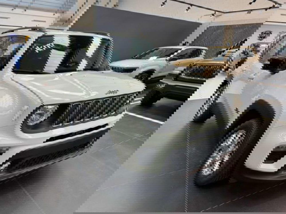 Jeep Renegade nuova a Vercelli