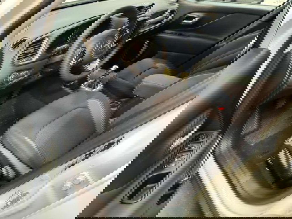 Jeep Renegade nuova a Vercelli (10)