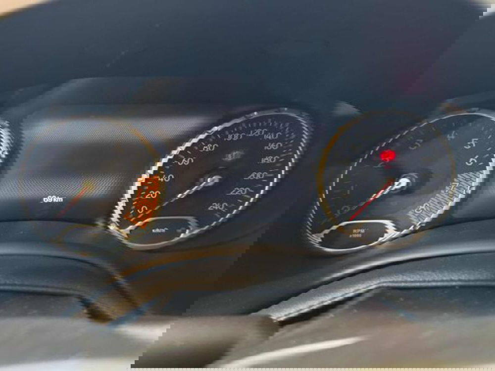 Jeep Renegade nuova a Vercelli (11)