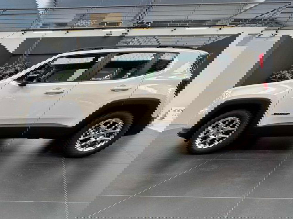 Jeep Renegade nuova a Vercelli (4)