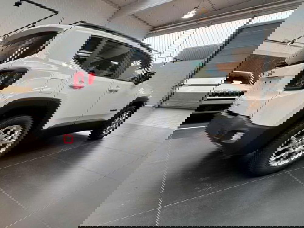 Jeep Renegade nuova a Vercelli (7)