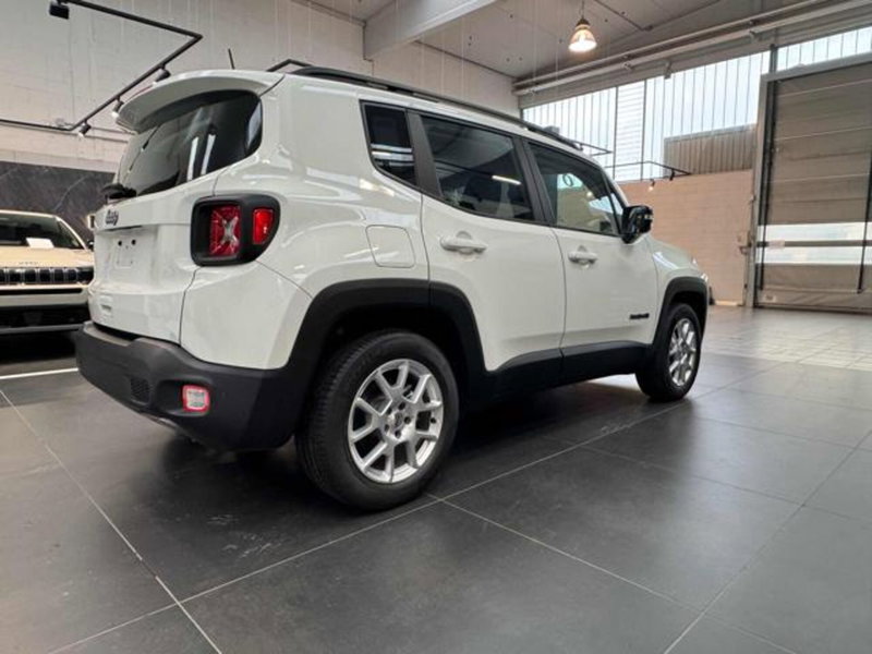 Jeep Renegade nuova a Vercelli (7)