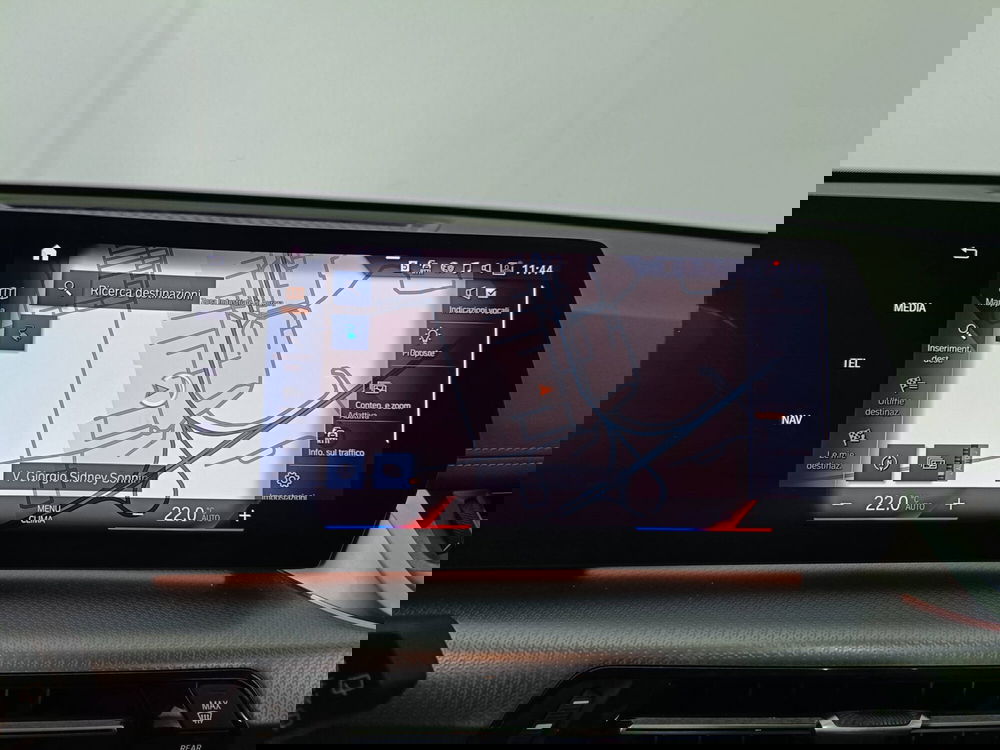 BMW iX1 usata a Ascoli Piceno (13)