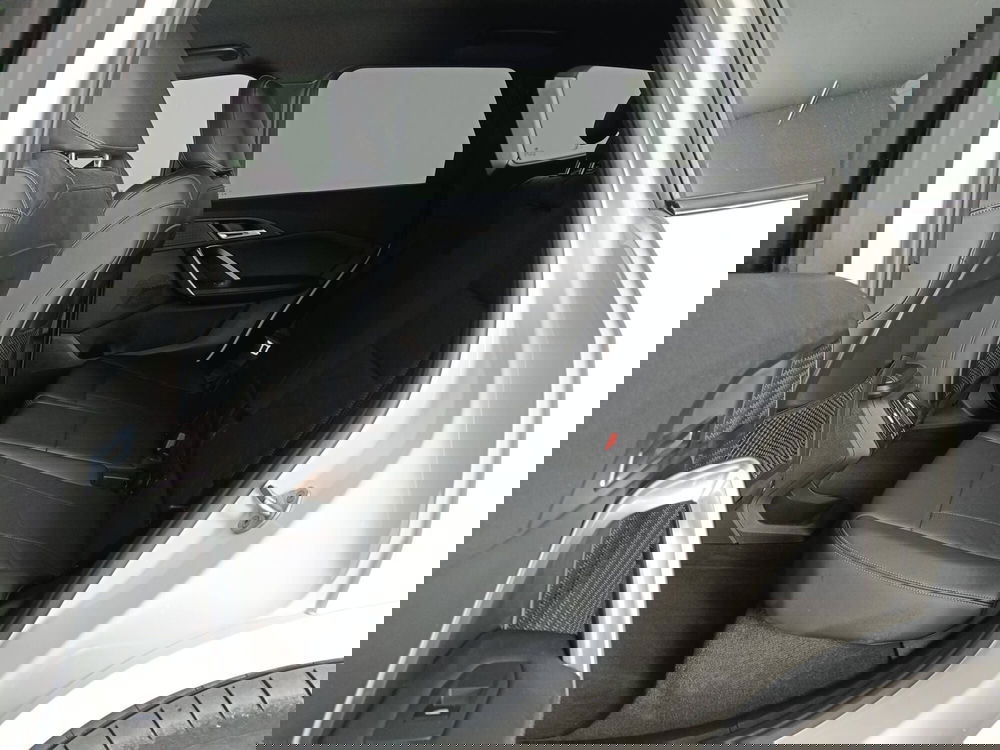 BMW iX1 usata a Ascoli Piceno (9)