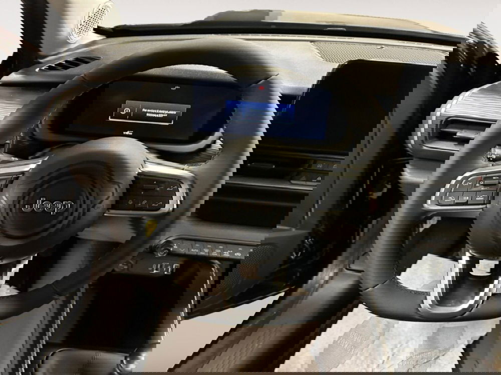 Jeep Avenger nuova a Verona (9)