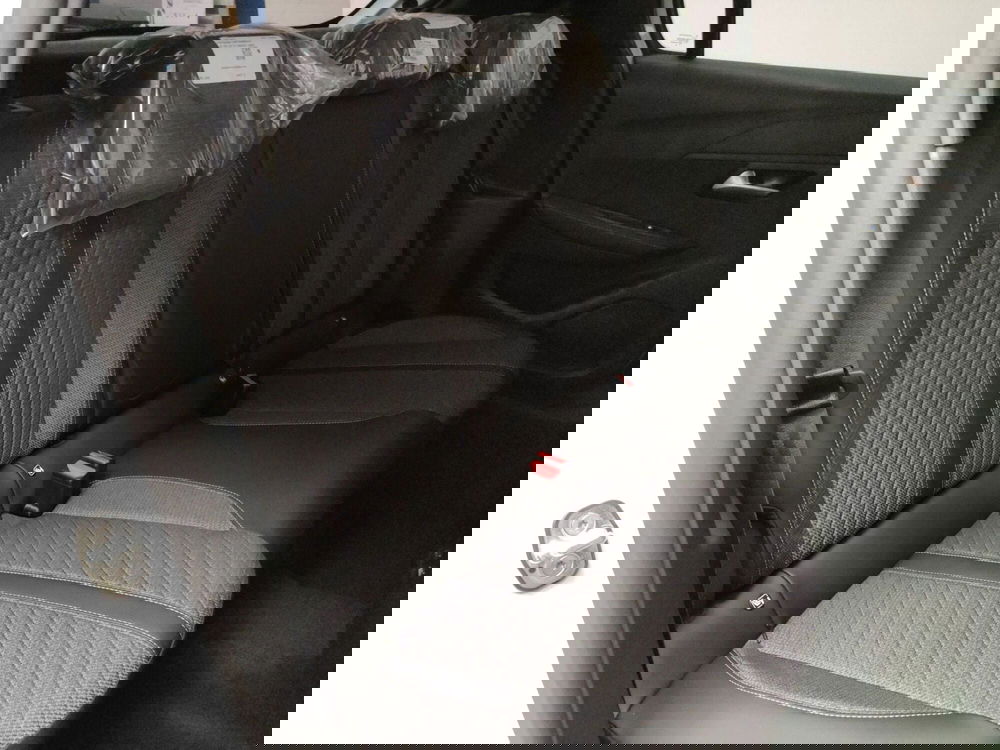 Peugeot 208 nuova a L'Aquila (14)