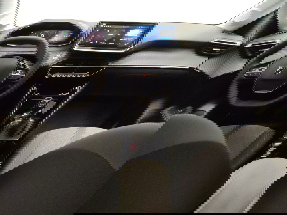 Peugeot 208 nuova a L'Aquila (16)