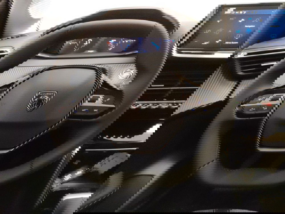 Peugeot 208 nuova a L'Aquila (17)