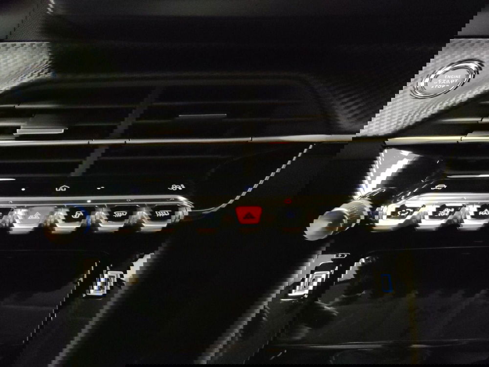 Peugeot 208 nuova a L'Aquila (20)