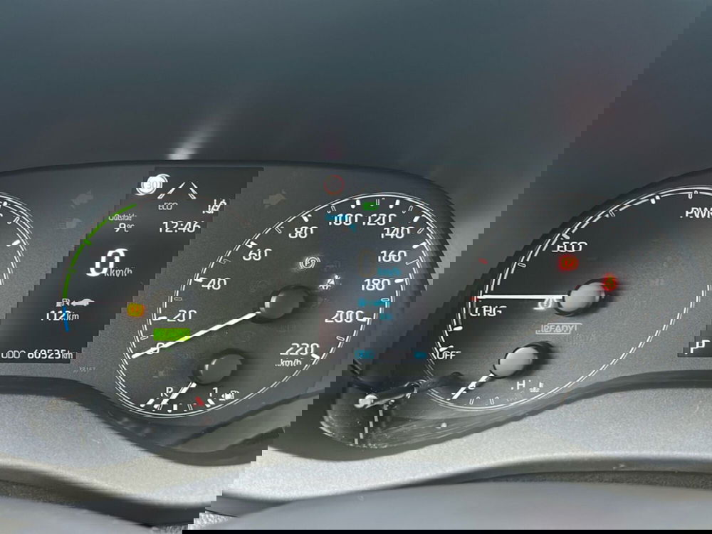 Toyota Yaris usata a Milano (16)