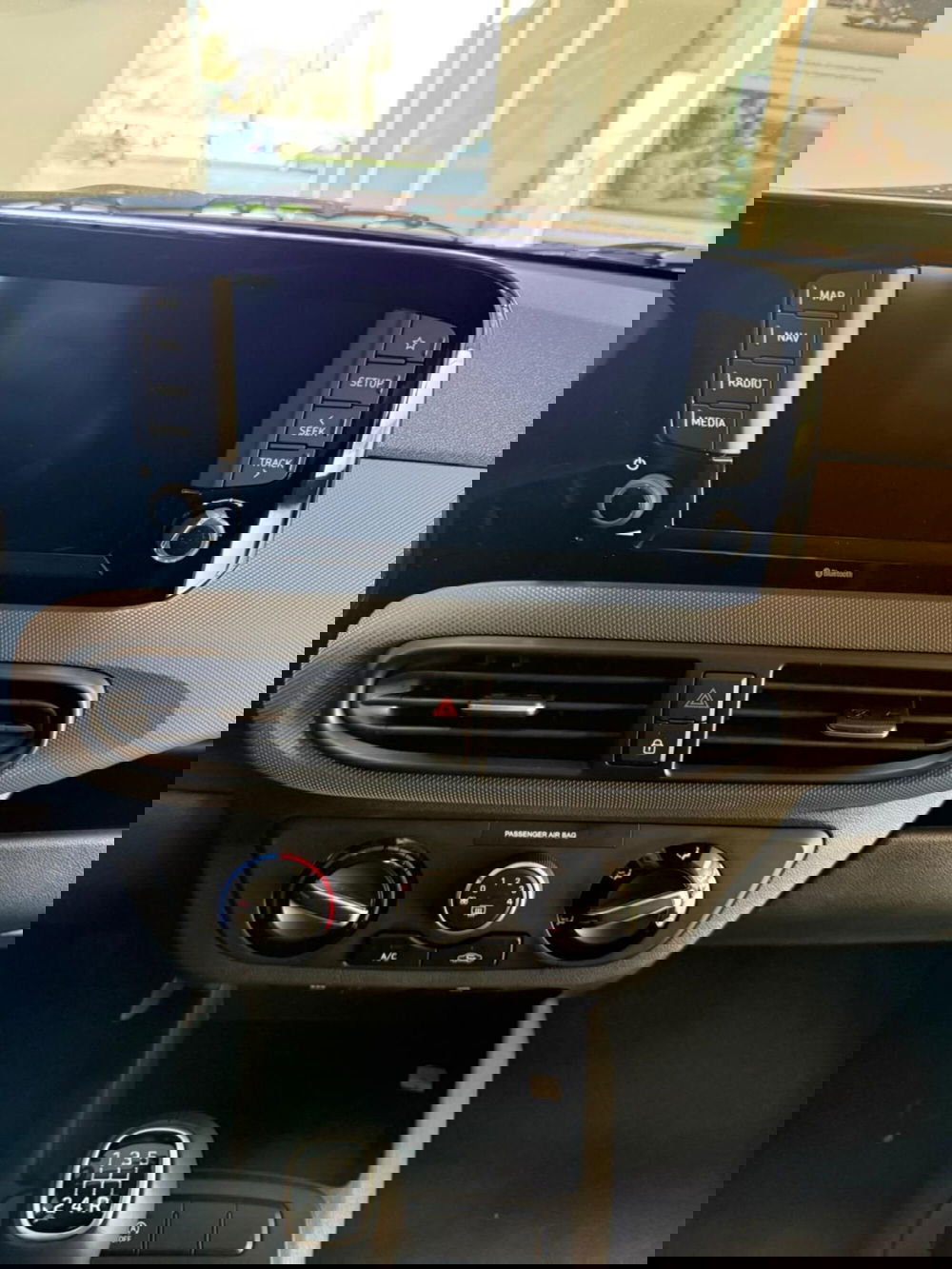 Hyundai i10 nuova a Torino (9)