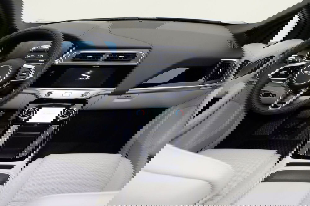 Jaguar I-Pace usata a Torino (4)