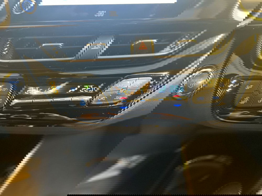 Toyota Toyota C-HR usata a Brescia (6)