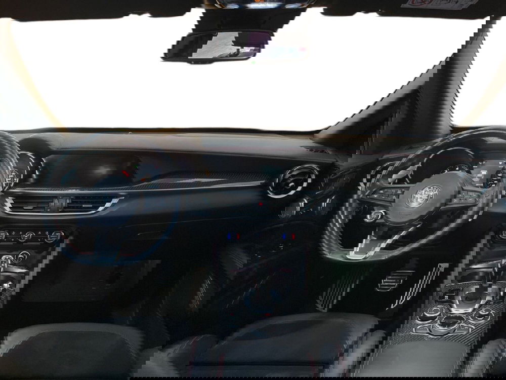 Alfa Romeo Stelvio usata a Torino (11)