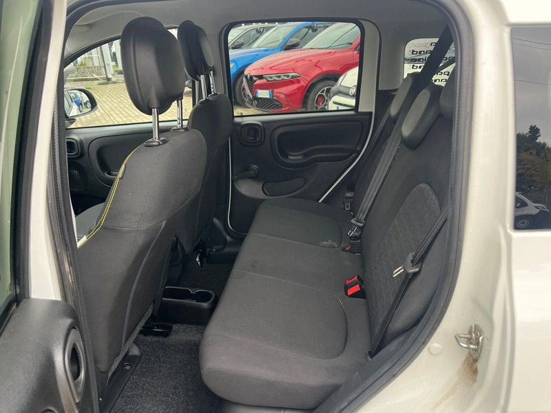 Fiat Panda Cross usata a Milano (14)