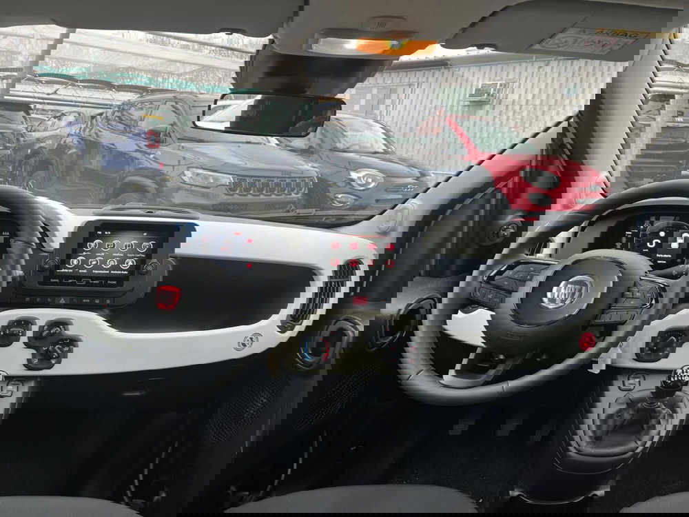 Fiat Panda Cross usata a Milano (15)