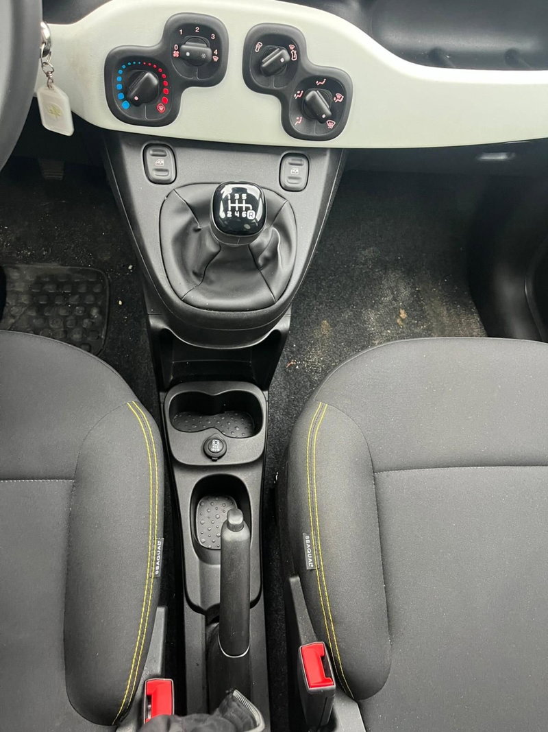 Fiat Panda Cross usata a Milano (17)