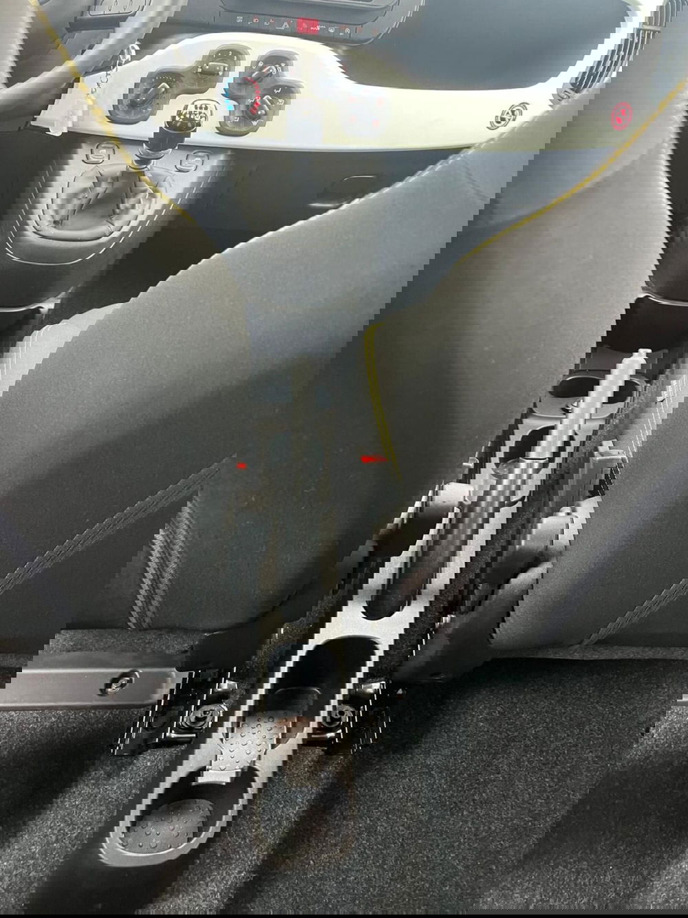 Fiat Panda Cross usata a Milano (18)