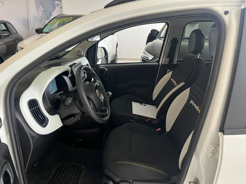 Fiat Panda Cross usata a Milano (11)