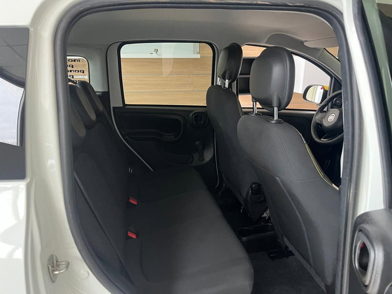 Fiat Panda Cross usata a Milano (14)