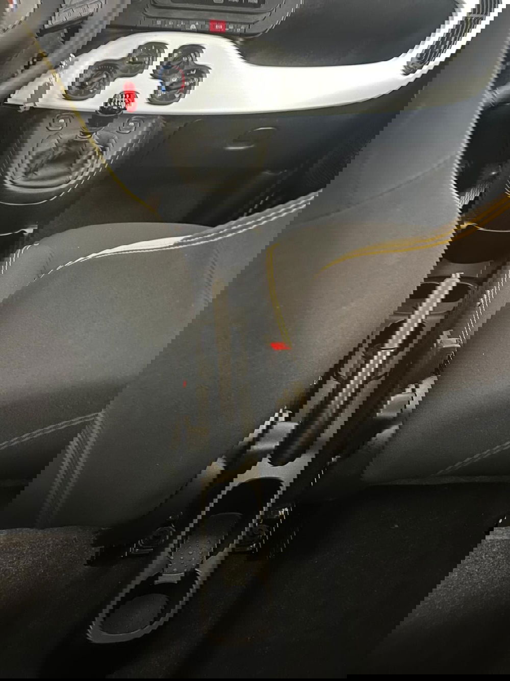 Fiat Panda Cross usata a Milano (18)