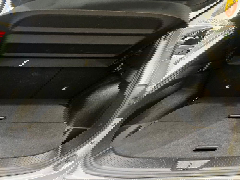 Nissan Qashqai usata a Milano (9)