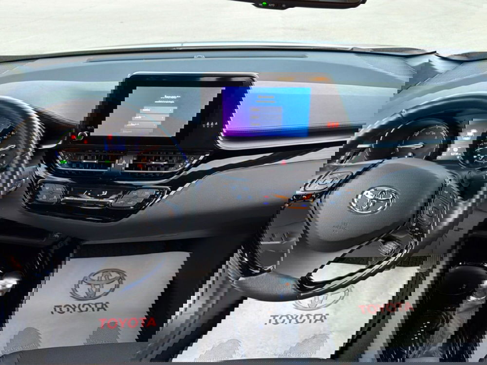 Toyota Toyota C-HR usata a Siracusa (10)