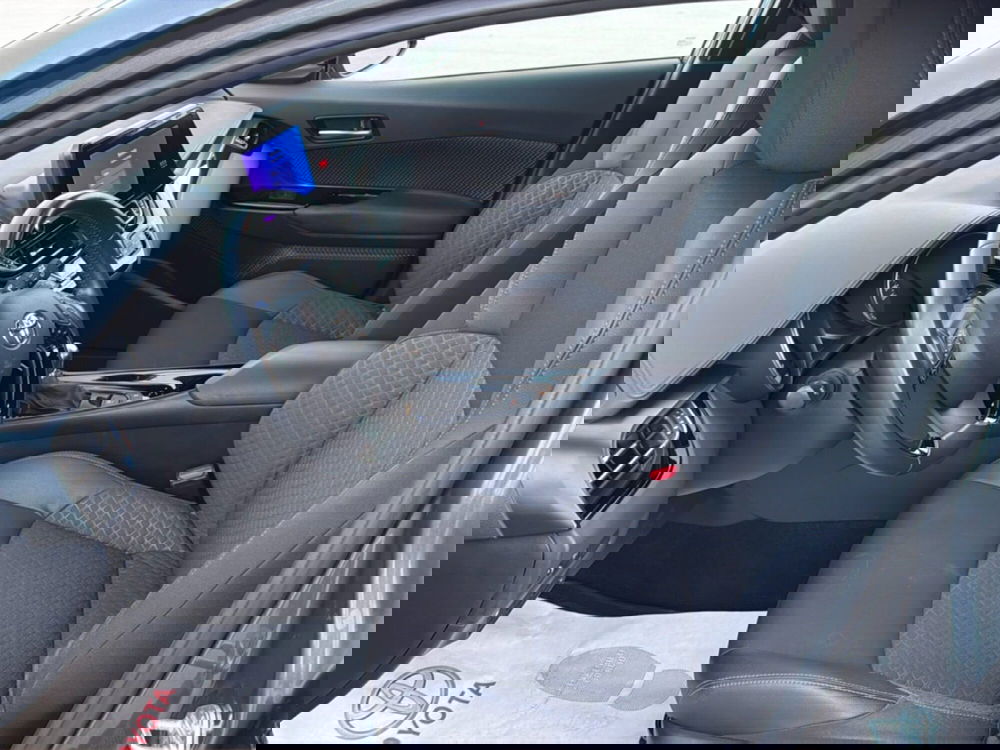 Toyota Toyota C-HR usata a Siracusa (9)