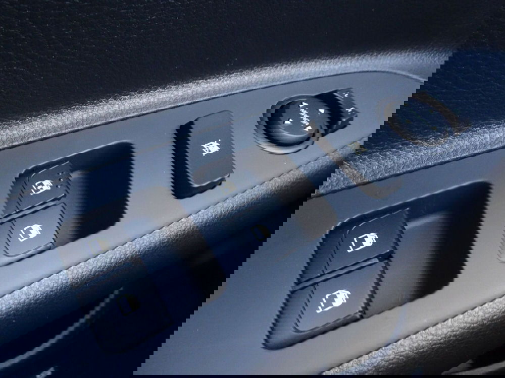 Kia Stonic nuova a Treviso (16)