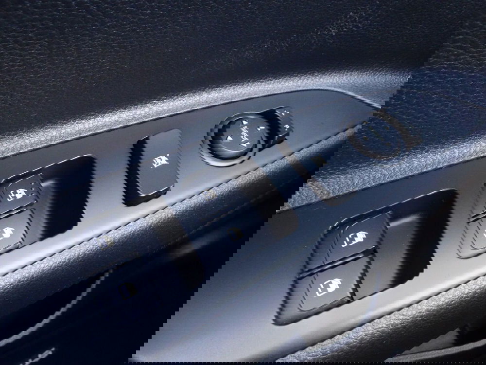 Kia Stonic usata a Treviso (15)