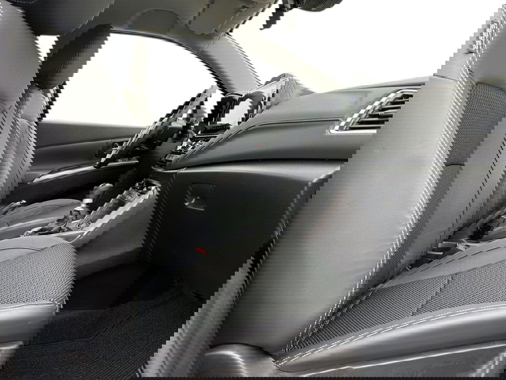 Suzuki S-Cross nuova a Prato (13)