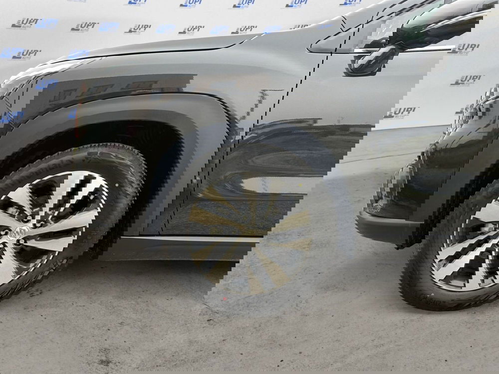 Suzuki S-Cross nuova a Prato (15)