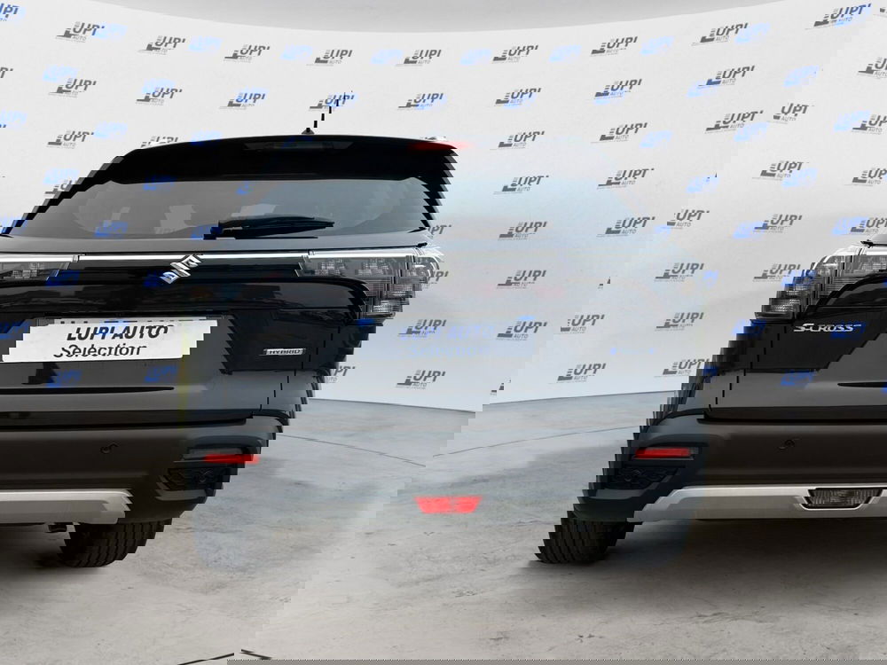 Suzuki S-Cross nuova a Prato (3)