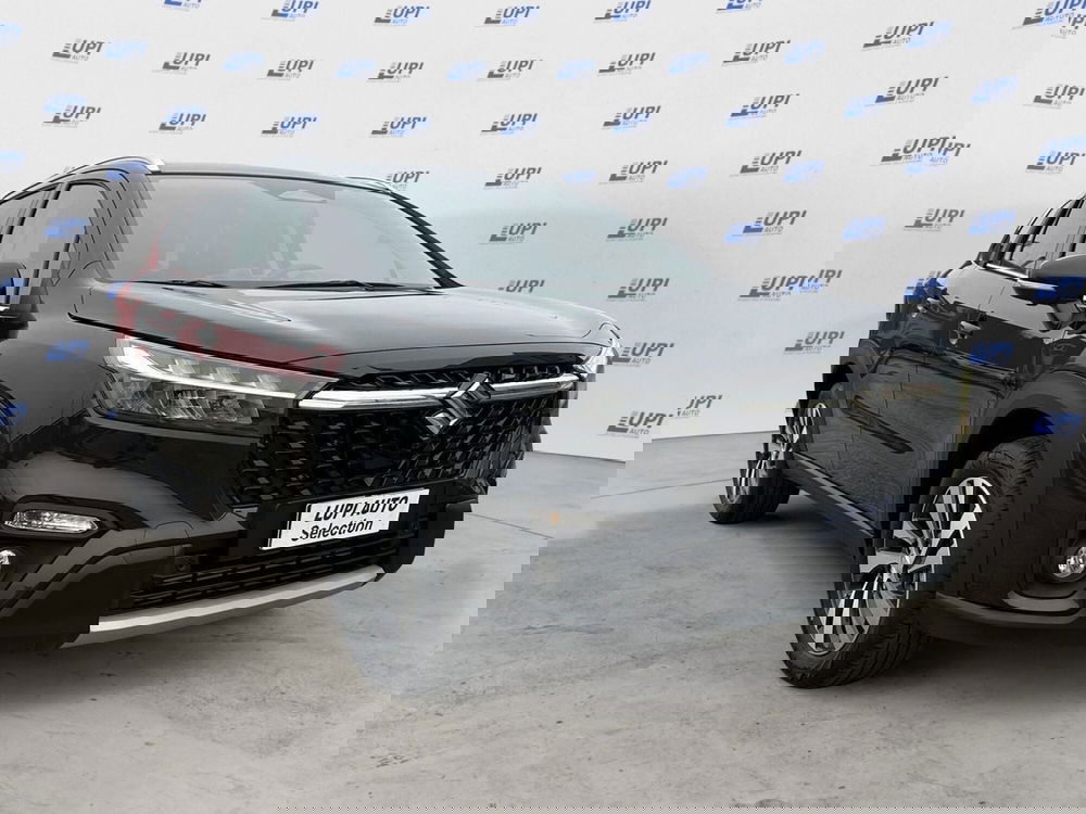 Suzuki S-Cross nuova a Prato (7)