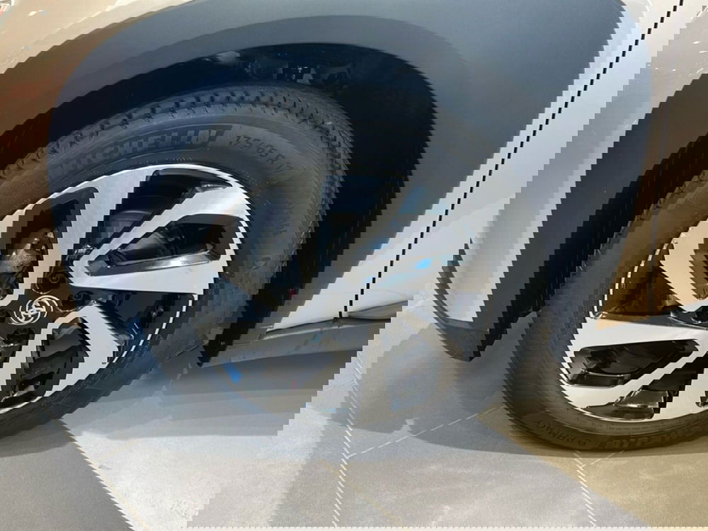 Toyota Aygo X usata a Catania (6)