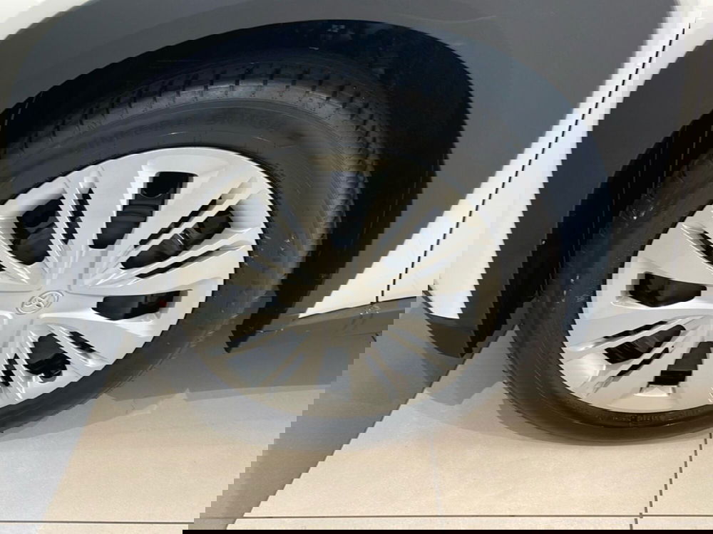 Toyota Aygo X usata a Catania (6)