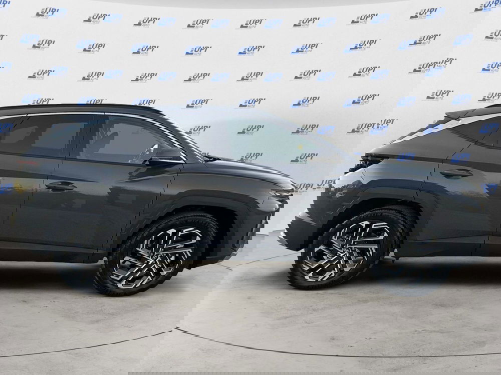 Hyundai Tucson nuova a Pistoia (4)