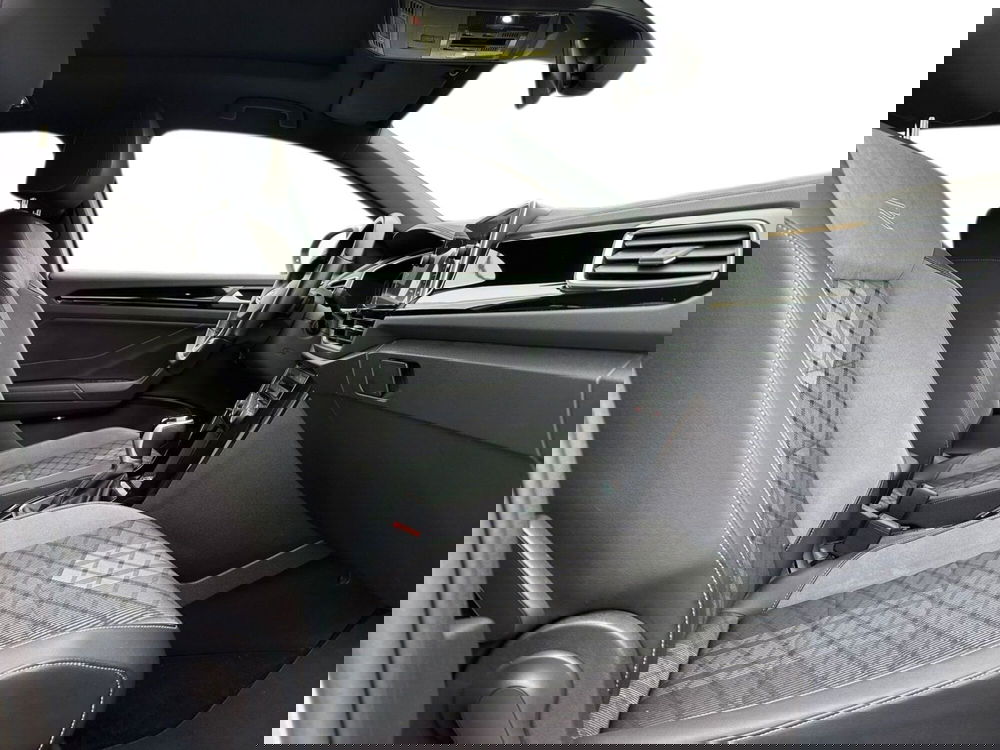 Volkswagen T-Roc usata a Pistoia (12)