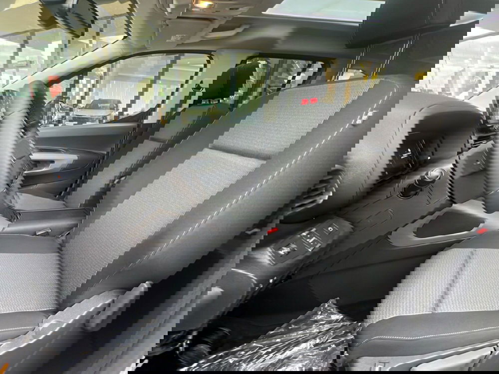 Toyota Proace City Verso nuova a Nuoro (18)