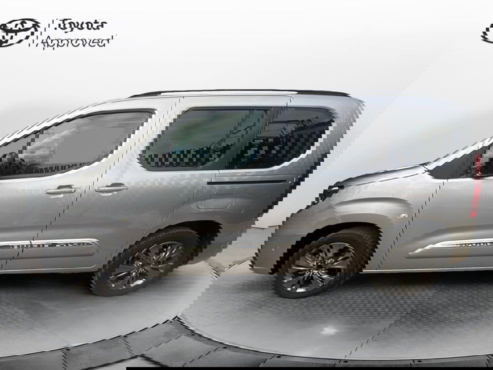 Toyota Proace City Verso nuova a Nuoro (3)