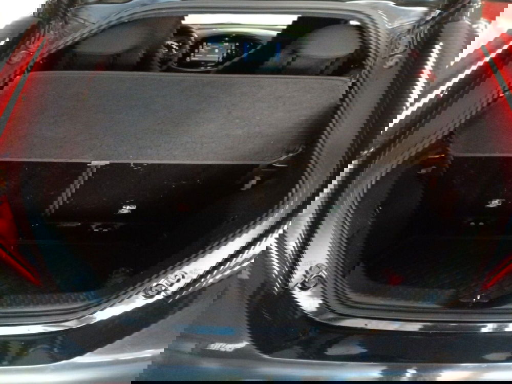 Toyota Aygo X usata a Milano (12)