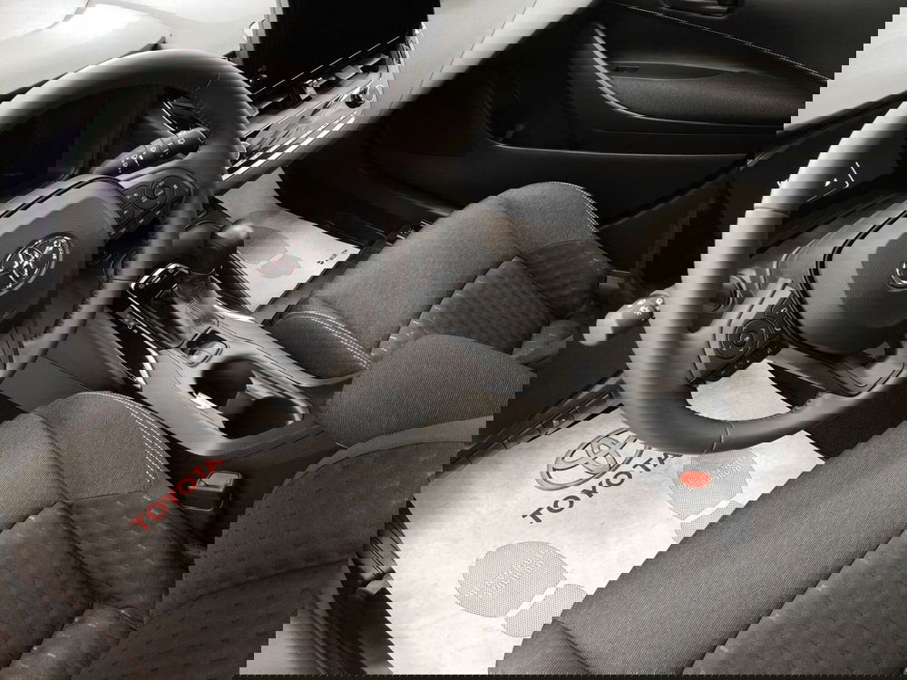 Toyota Corolla Touring Sports nuova a Roma (11)