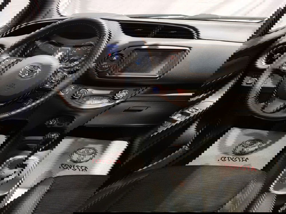 Toyota Yaris usata a Roma (10)