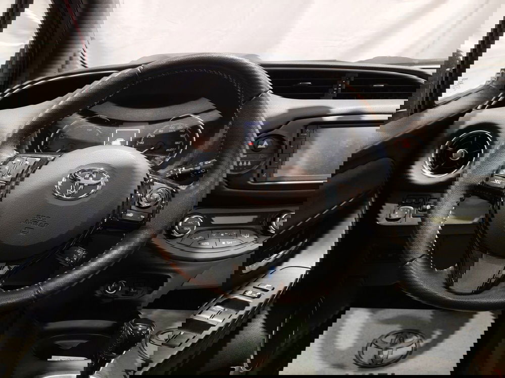 Toyota Yaris usata a Roma (11)